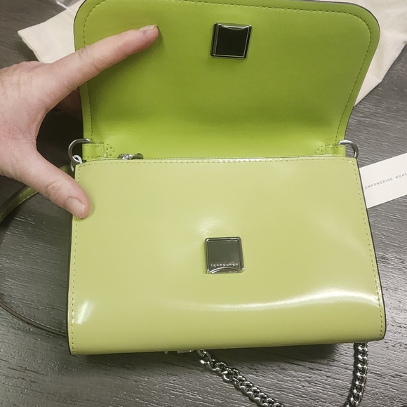NWT Tory Burch Emerson Chain Wallet (Candy Lime) - Picture 11 of 13